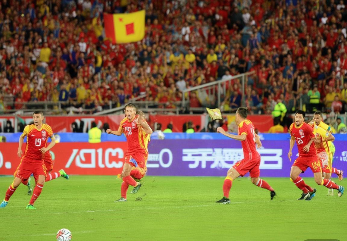 国足与卡塔尔对决：亚洲预选赛火花交锋纪实